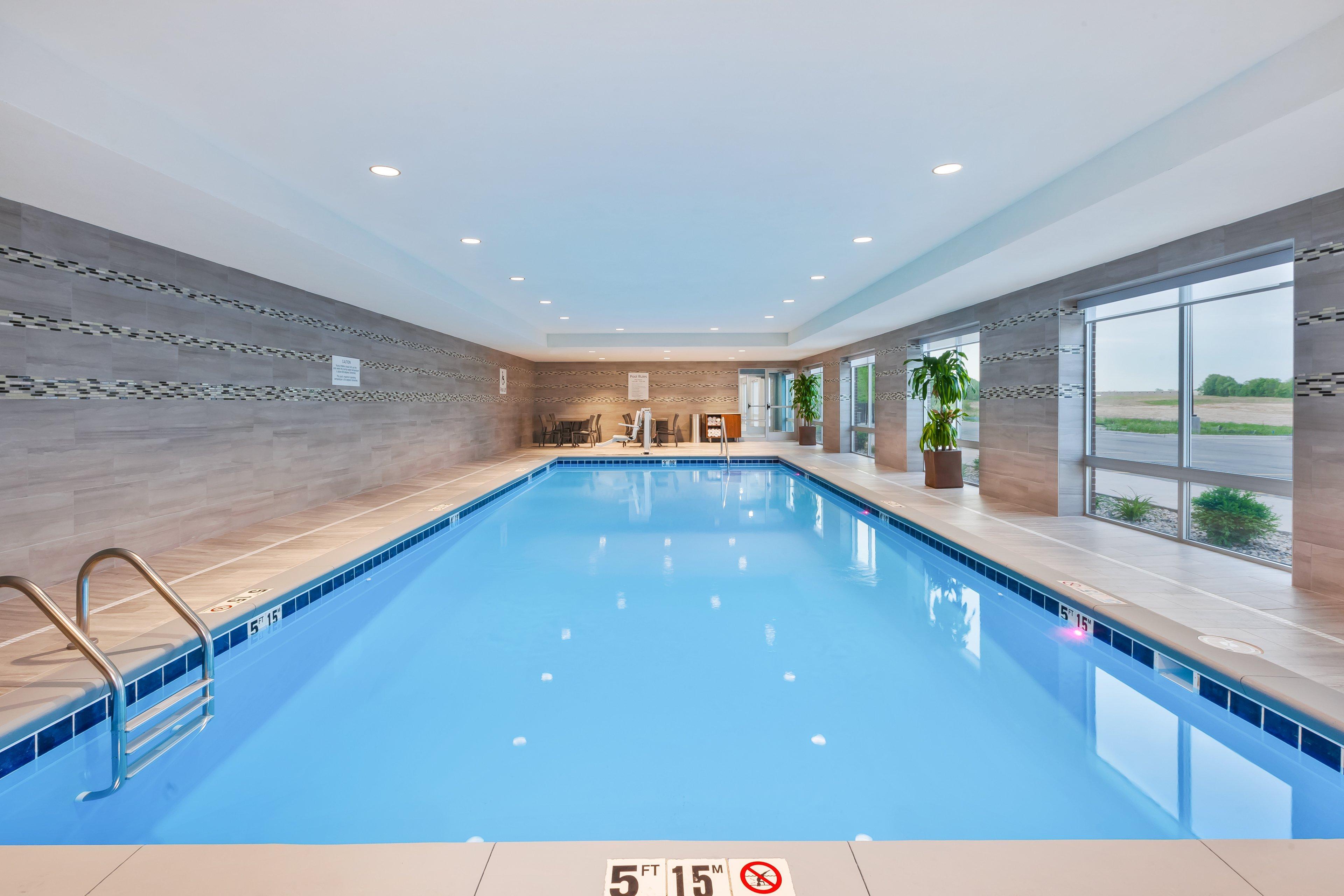 Holiday Inn Express & Suites - Grand Rapids Airport - South By Ihg Zewnętrze zdjęcie