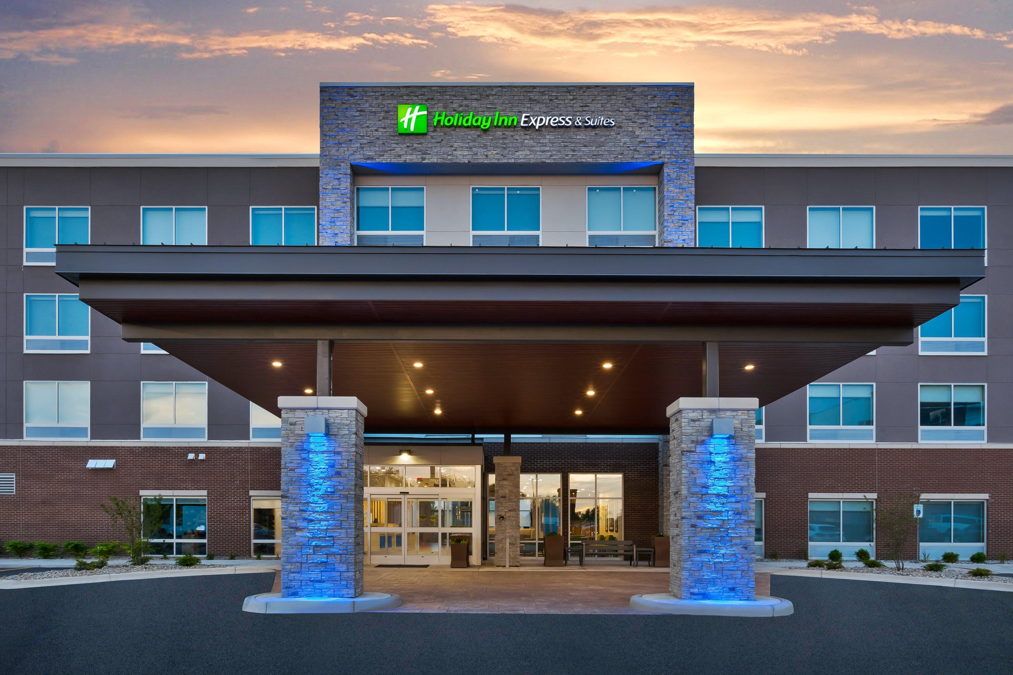Holiday Inn Express & Suites - Grand Rapids Airport - South By Ihg Zewnętrze zdjęcie