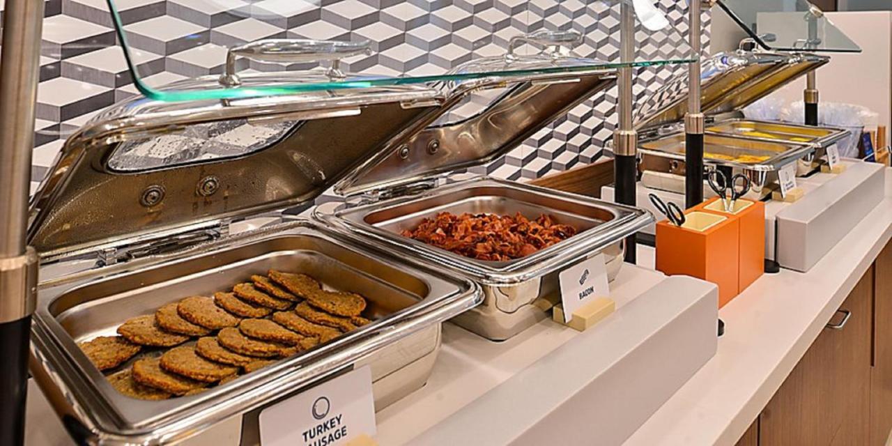 Holiday Inn Express & Suites - Grand Rapids Airport - South By Ihg Zewnętrze zdjęcie
